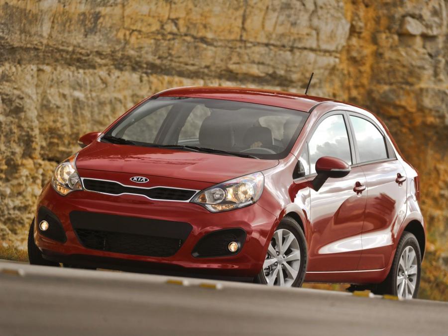  Kia Rio 5-Door 2011 года  (US) (фото 33 из 76)